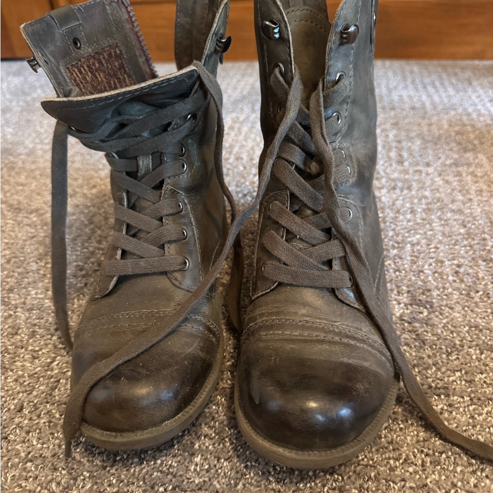 Cobb Hill by New Balance Olive Lace-Up Boots